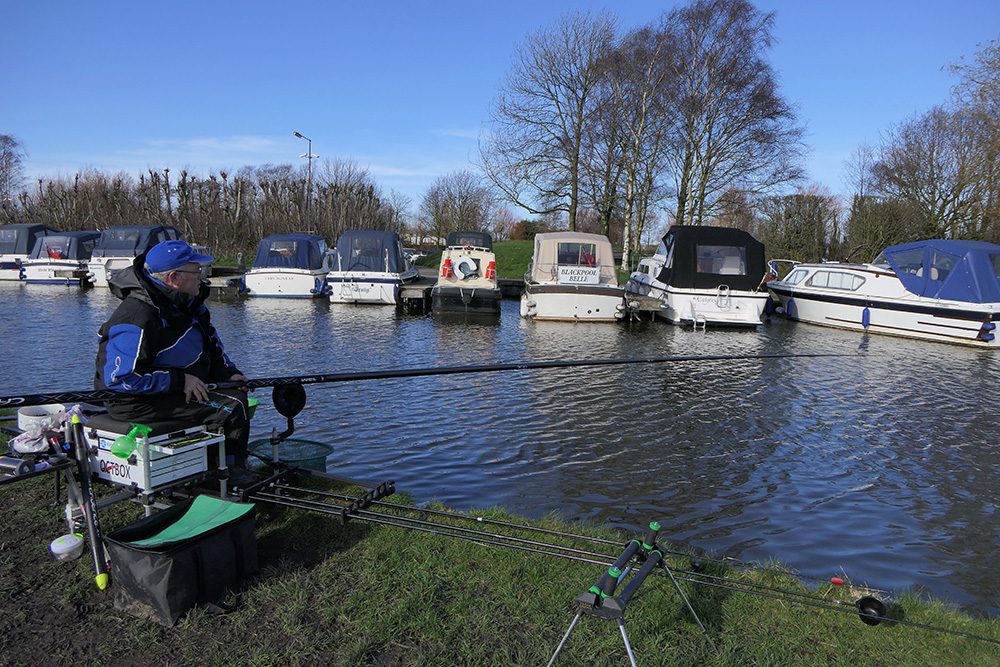 Choose far bank markers carefully when plumbing up and assessing your peg at the outset. Permanent markers make sure you're fishing in the right spot all the time.