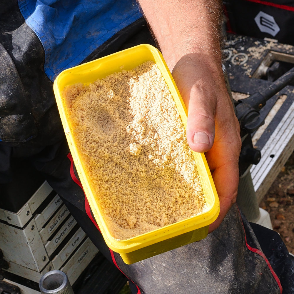 Bread crumb in tub