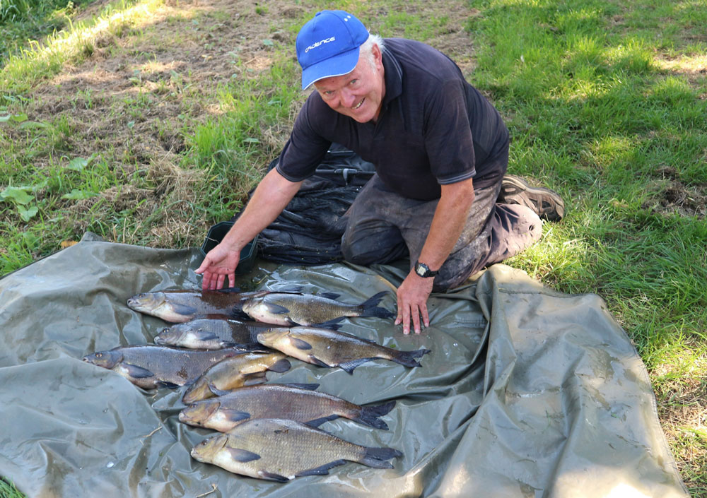 Do these things work at all? Or are they just a gimmick? I figured at that  price, even if I save two lures it might be worth it : r/Fishing